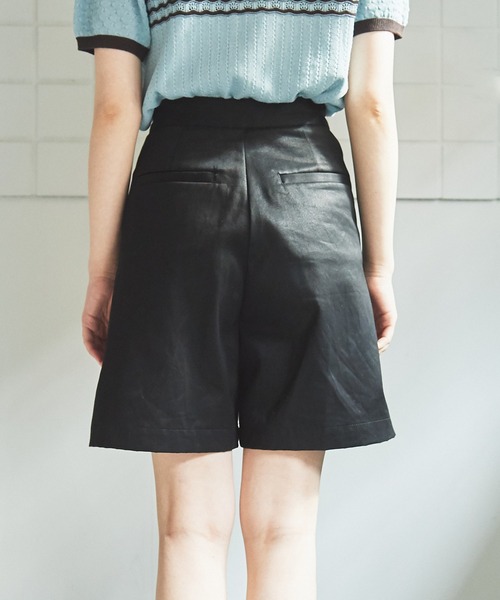 bulle de savon（ビュルデサボン）の「チノ　ショートパンツ（チノパンツ・レディース・ブラック/ホワイト/ベージュ・FREE）」の13枚目の写真