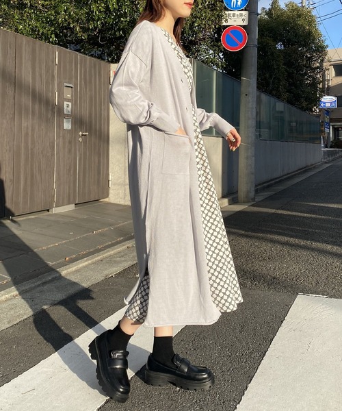 AS KNOW AS PINKY(アズノゥアズピンキー)の「さらりはおりくるんロングカーディガン(カーディガン/ボレロ・レディース・ブラック/グレー/ブルー/イエロー・FREE)」の3枚目の写真