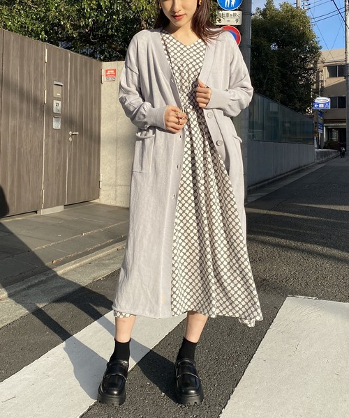 AS KNOW AS PINKY(アズノゥアズピンキー)の「さらりはおりくるんロングカーディガン(カーディガン/ボレロ・レディース・ブラック/グレー/ブルー/イエロー・FREE)」の21枚目の写真