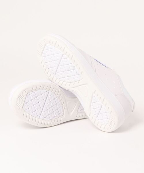 アサヒ（アサヒ）の「《ASAHIシューズ》W/B 050（スニーカー・メンズ・ホワイト×ホワイト・22.5cm/23.5cm/24.5cm/25.5cm/26.5cm/23.0cm/24.0cm/25.0cm/26.0cm/27.0cm/28.0cm/22.0cm/21.0cm/21.5cm）」の3枚目の写真