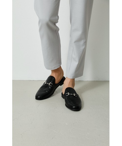 AZUL by moussy（アズールバイマウジー）の「BIT FAUX LEATHER SANDALS/ビットフェイクレザーサンダル（サンダル・メンズ・ブラック/グリーン・MEDIUM/LARGE）」の2枚目の写真