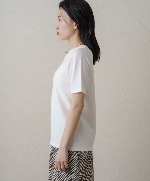 LOUNGEDRESS(ラウンジドレス)の「ニットTシャツ(ニット/セーター・レディース・オフホワイト/ブラック・FREE)」の5枚目の写真