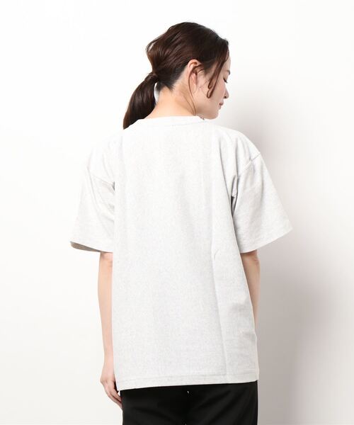 Champion（チャンピオン）の「Champion チャンピオン リバースウィーブTシャツ（Tシャツ/カットソー・レディース・オフホワイト・M/L/S）」の3枚目の写真