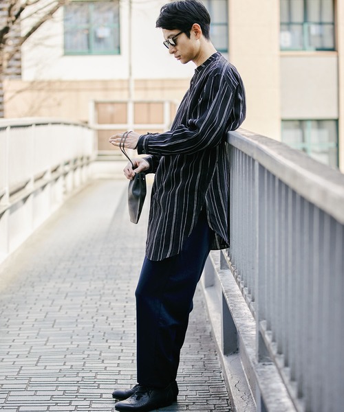 Johnbull Private labo（ジョンブルプライベートラボ）の「ストライプチュニックシャツ（シャツ/ブラウス・メンズ・ブラック/ナチュラル・FREE）」の4枚目の写真