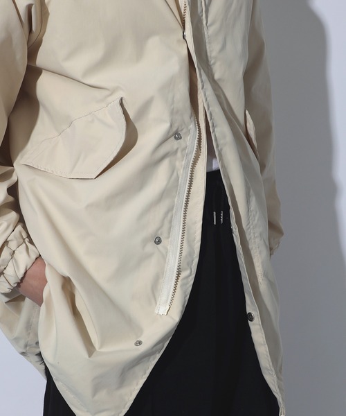 MAISON CLUB(メゾンクラブ)の「【MAISON CLUB】ミリタリージップアップブルゾンコート M-65 KNF(ミリタリージャケット・メンズ・アイボリー/カーキ/ブラック・5/3/4)」の16枚目の写真