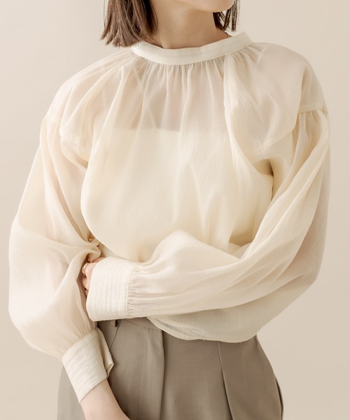 mline（エムライン）の「[mline] シアーボリューム袖ブラウス（シャツ/ブラウス・レディース・アイボリー/オフホワイト/グレー・FREE）」の3枚目の写真