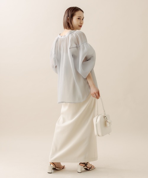 mline（エムライン）の「[mline] シアーボリューム袖ブラウス（シャツ/ブラウス・レディース・アイボリー/オフホワイト/グレー・FREE）」の14枚目の写真