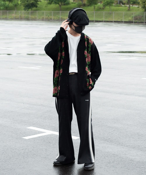 Perushu(ペルーシュ)の「セミフレアワイドトラックパンツ(その他パンツ・メンズ・パープル/ブルー/グレー/ダークブラウン/ブラック/カーキ・MEDIUM/LARGE/X-SMALL/SMALL)」の13枚目の写真