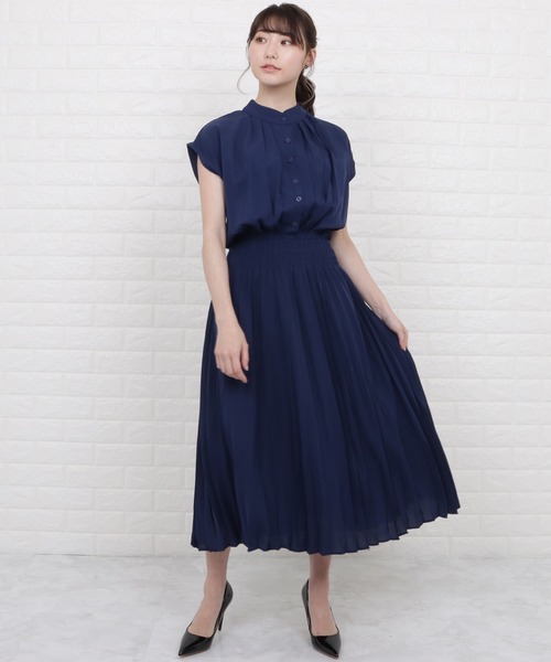 Lace Ladies（レースレディース）の「バンドカラーフレンチスリーブプリーツワンピース（ワンピース・レディース・ネイビー/モカ/ブルー/グレー・M/L/XL）」の3枚目の写真