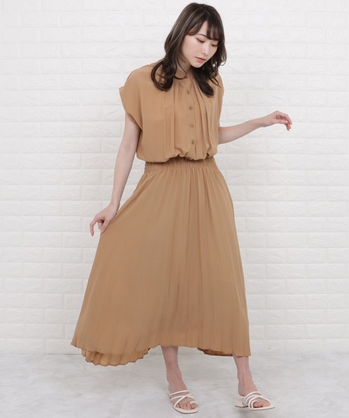 Lace Ladies（レースレディース）の「バンドカラーフレンチスリーブプリーツワンピース（ワンピース・レディース・ネイビー/モカ/ブルー/グレー・M/L/XL）」の5枚目の写真