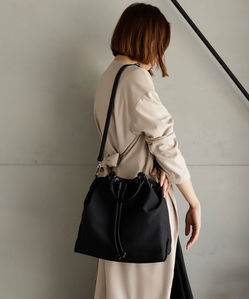 VitaFelice（ヴィータフェリーチェ）の「巾着2wayナイロントートバッグ A4 ショルダーバッグ 大容量トート（トートバッグ・レディース・ブラック/ベージュ/グリーン/グレー/アイボリー/ブラウン系その他/カーキ系・FREE）」の20枚目の写真