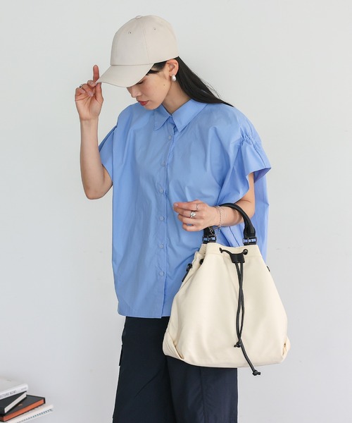 VitaFelice（ヴィータフェリーチェ）の「巾着2wayナイロントートバッグ A4 ショルダーバッグ 大容量トート（トートバッグ・レディース・ブラック/ベージュ/グリーン/グレー/アイボリー/ブラウン系その他/カーキ系・FREE）」の8枚目の写真