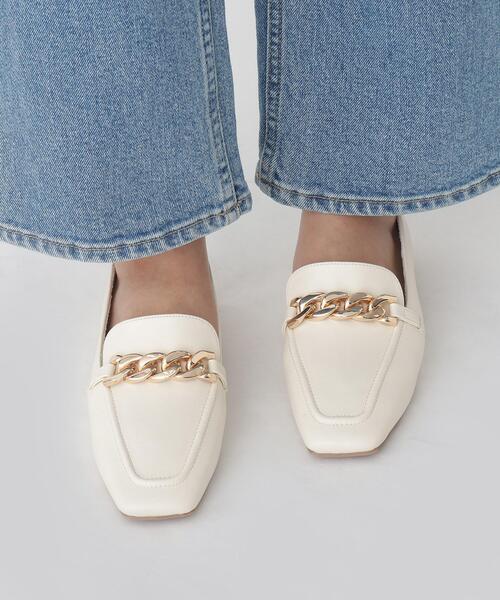 OPAQUE.CLIP（オペークドットクリップ）の「◆スクエアトゥチェーンローファー（その他シューズ・レディース・オフホワイト/ブラック/ベージュ・02/03）」の11枚目の写真