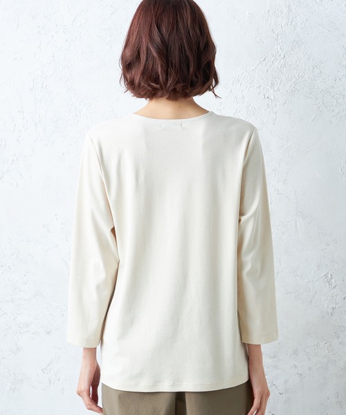 DECOY SINCE 1981(デコイシンスイチキュウハチイチ)の「オーガニックコットンギャザーネックプルオーバー(Tシャツ/カットソー・レディース・ベージュ/ネイビー/オレンジ・LL/M/L)」の6枚目の写真