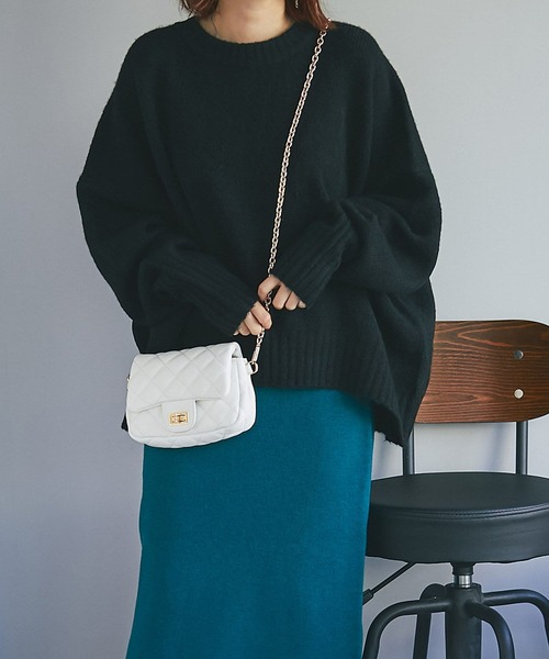 un dix cors（アンディコール）の「コスパ最強！5000円以下ニット　ヤクライクヤーンクルーネックニット（ニット/セーター・レディース・アイボリー/ブラック/サックスブルー/オレンジ・FREE）」の3枚目の写真