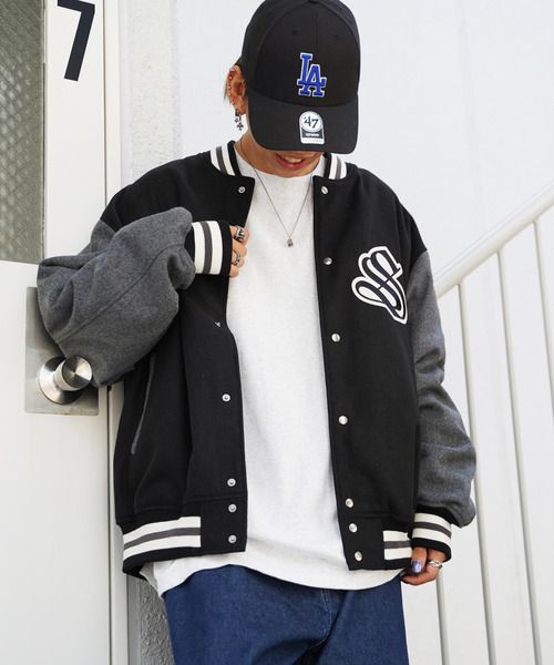 VENCEEXCHANGE(ヴァンスエクスチェンジ)の「フェイクメルトン切り替えBIGスタジャン/オーバーサイズ配色切り替えブルゾン(スタジャン・メンズ・ブラック/グリーン/ネイビー・FREE)」の2枚目の写真