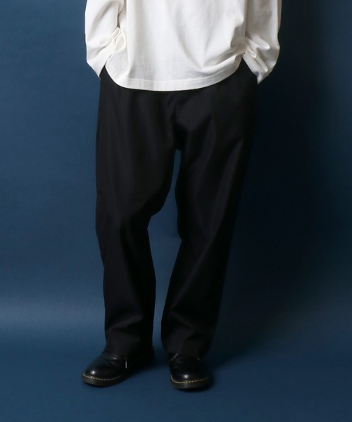 ANPAS（アンパス）の「Stretch Tuck Wide Chino Pants/ストレッチ タックワイド チノパンツ スラックス（スラックス・メンズ・ブラック/ベージュ/ブルー/グリーン・LL/M/L）」の2枚目の写真