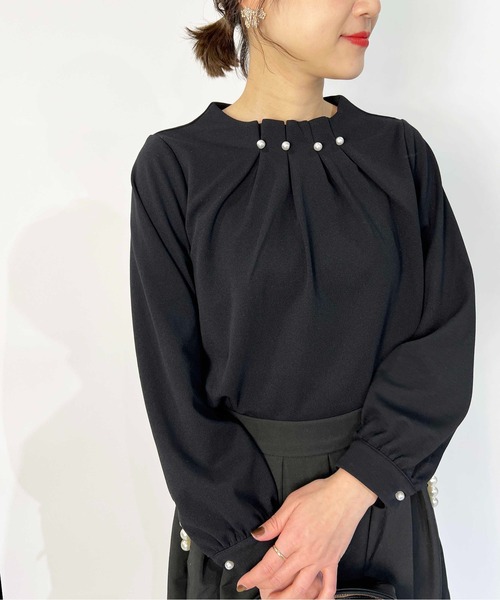 PICCIN（ピッチン）の「ストレッチジョーゼットネックパールブラウス（シャツ/ブラウス・レディース・ネイビー/ホワイト・M）」の9枚目の写真