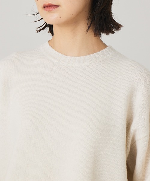 qualite（カリテ）の「ファインウールクルーネックプルオーバー（ニット/セーター・レディース・サックスブルー/チャコールグレー/オフホワイト/ライトグレー/グリーン/ベージュ・38/36）」の20枚目の写真