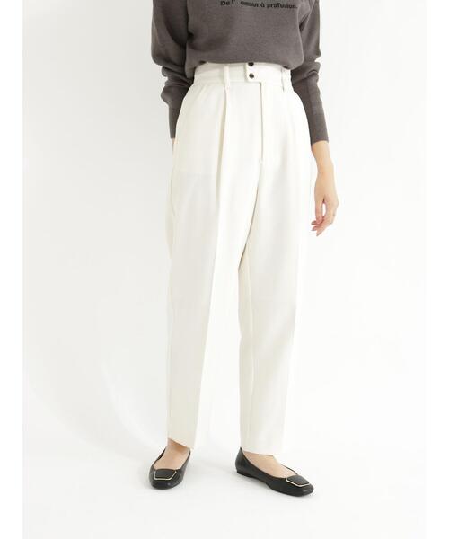 Te chichi（テチチ）の「ハイウエストタックテーパードパンツ（その他パンツ・レディース・ブラウン/オフホワイト/グリーン・SMALL/MEDIUM）」の4枚目の写真