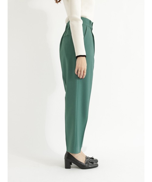 Te chichi（テチチ）の「ハイウエストタックテーパードパンツ（その他パンツ・レディース・ブラウン/オフホワイト/グリーン・SMALL/MEDIUM）」の11枚目の写真