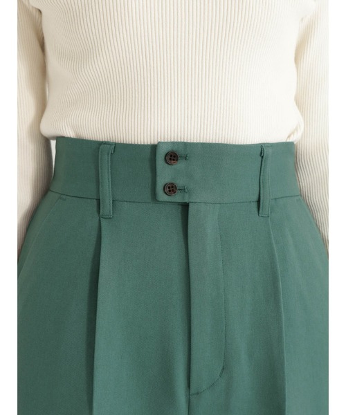 Te chichi（テチチ）の「ハイウエストタックテーパードパンツ（その他パンツ・レディース・ブラウン/オフホワイト/グリーン・SMALL/MEDIUM）」の14枚目の写真