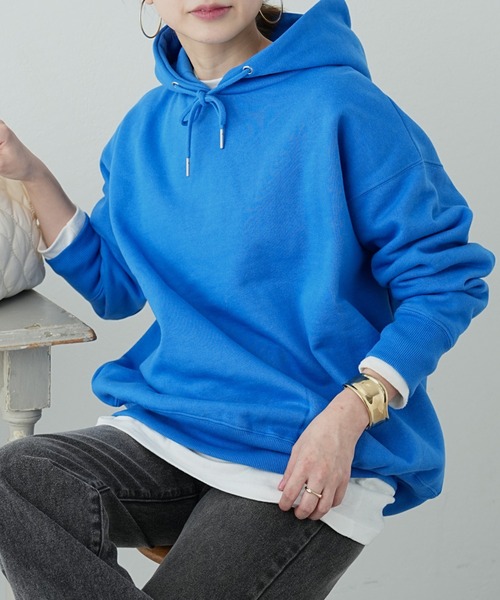 COLONY 2139（コロニートゥーワンスリーナイン）の「裏起毛フードパーカー（パーカー・レディース・グレー/オフホワイト/ブルー/ブラック・FREE）」の4枚目の写真