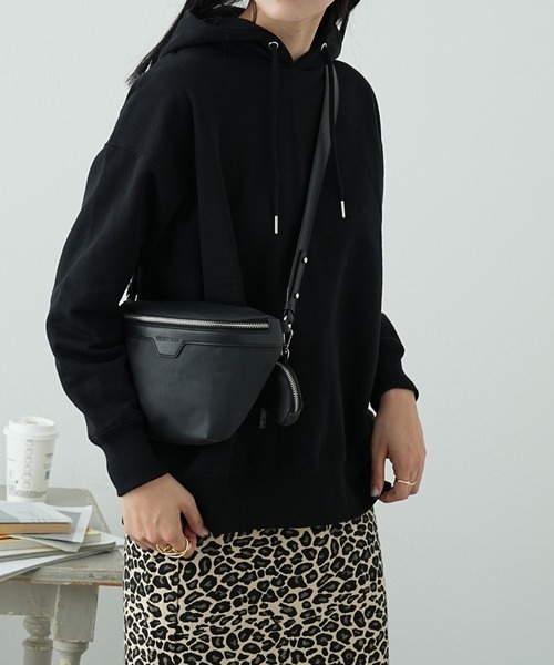 COLONY 2139（コロニートゥーワンスリーナイン）の「裏起毛フードパーカー（パーカー・レディース・グレー/オフホワイト/ブルー/ブラック・FREE）」の17枚目の写真