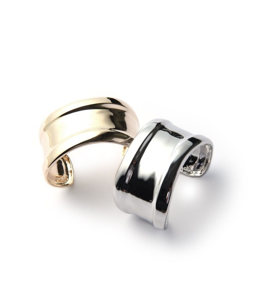 marjour（マージュール）の「WIDE RIM BANGLE（バングル/リストバンド・レディース・ゴールド/シルバー・FREE）」の9枚目の写真