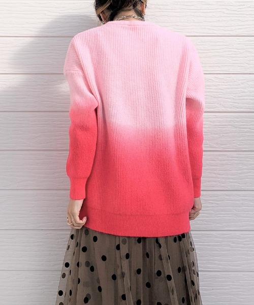 Q(キュー)の「ツートーングラデニット(ニット/セーター・レディース・ピンク/グリーン・MEDIUM)」の8枚目の写真