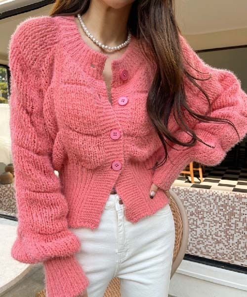 NANING9（ナンニング）の「NANING9 ワンポイントニットカーディガン（カーディガン/ボレロ・レディース・ブラック/ピンク/ライトグリーン/クリーム・FREE）」の4枚目の写真