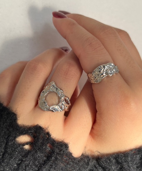 nemne store(ネンネストア)の「【accessory】デザインリング2点セット(リング・レディース・ゴールド/シルバー・フリー)」の1枚目の写真