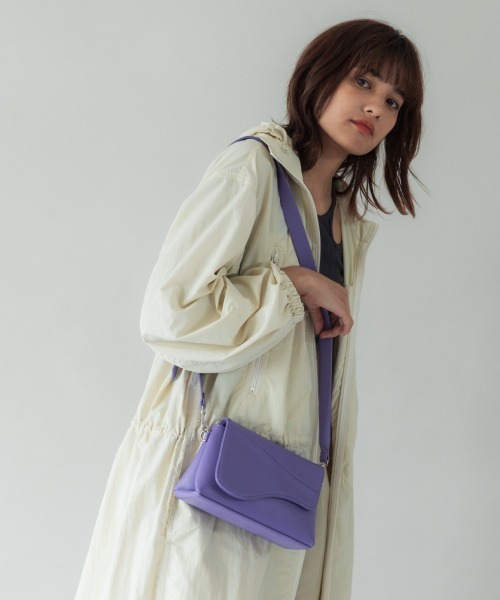 CONTROL FREAK / CTFK(コントロールフリーク)の「CONTROL FREAK(コントロールフリーク)WAVEショルダー(ショルダーバッグ・レディース・ブラック/ベージュ/ライム/パープル・FREE)」の7枚目の写真