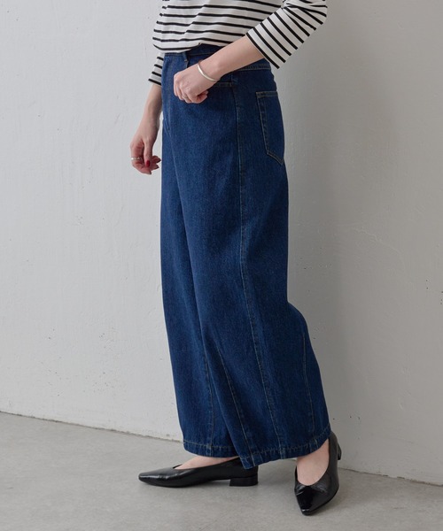 BEARDSLEY（ビアズリー）の「コクーンデニムパンツ（デニムパンツ・レディース・インディゴブルー・FREE）」の14枚目の写真