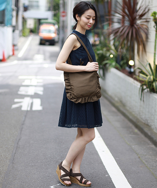 Ray BEAMS（レイビームス）の「Ray BEAMS / フリル ショルダーバッグ（ショルダーバッグ・レディース・オフホワイト/オリーブ/ピンク/ブルー・ONE SIZE）」の22枚目の写真