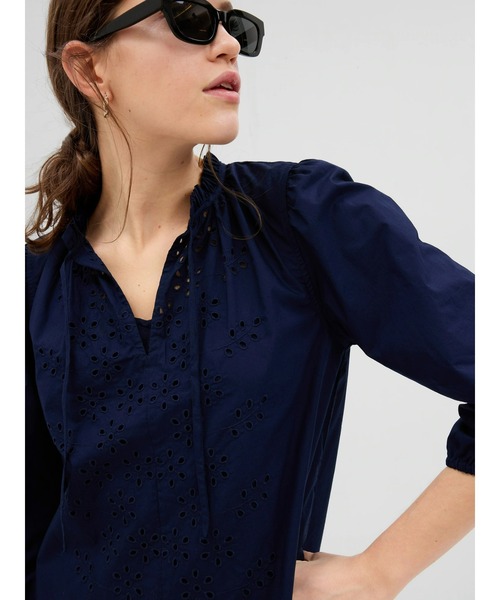 GAP(ギャップ)の「アイレット ミニワンピース(ワンピース・レディース・ネイビー/パープル系その他/オフホワイト・XS/S/M/L/XXS)」の8枚目の写真