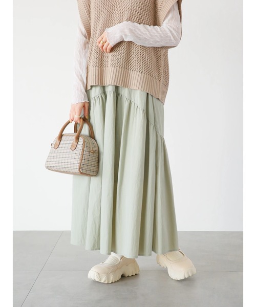 ehka sopo(エヘカソポ)の「ナイロンギャザースカート(スカート・レディース・ブラック/ベージュ/グリーン・フリ-)」の21枚目の写真