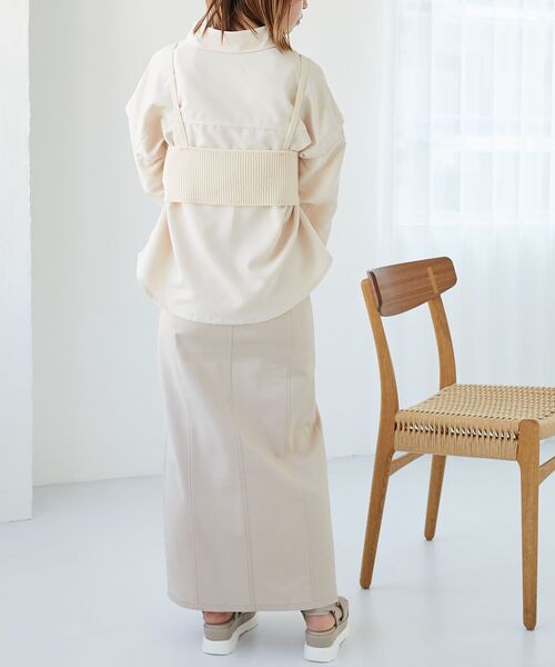 MAJESTIC LEGON(マジェスティックレゴン)の「ビスチェset肩あきシャツ(シャツ/ブラウス・レディース・アイボリー/ライトグレー/ライトグリーン・MEDIUM)」の13枚目の写真