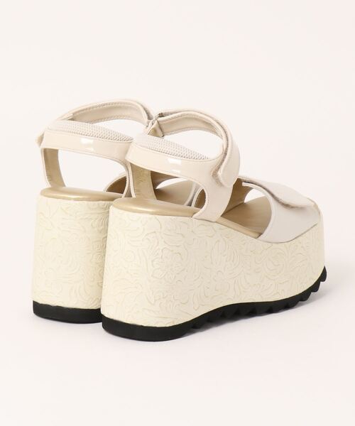 YOSUKE（ヨースケ）の「「YOSUKE/ヨースケ」厚底ベルティッドサンダル（サンダル・レディース・ブラックミックス/ブラック/アイボリー/ブラック×パープル/ブラック系その他/パープル系その他/ブラック×ホワイト・S/M/L/LL）」の8枚目の写真