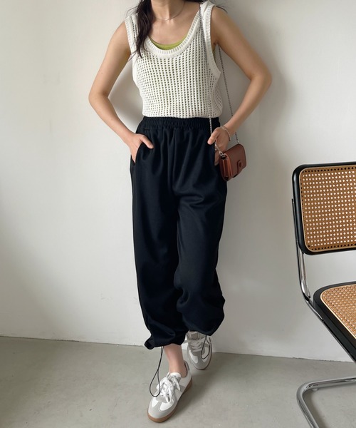 CLEA(クレア)の「すそドロスト スウェットワイドジョガーパンツ(その他パンツ・レディース・グリーン/ホワイト/ブラック/グレー・FREE)」の21枚目の写真