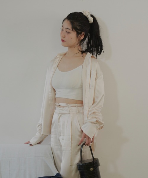GIUNON（ジウノン）の「2way satin shirt / 2way サテンシャツ（シャツ/ブラウス・レディース・アイボリー/ブラック/ライトブルー・FREE）」の8枚目の写真