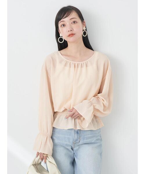earth music&ecology（アースミュージックアンドエコロジー）の「シャーリングシアーブラウス（シャツ/ブラウス・レディース・ベージュ/ピンク/オフホワイト/ブルー・FREE）」の9枚目の写真