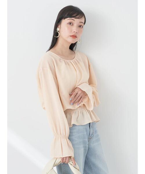 earth music&ecology（アースミュージックアンドエコロジー）の「シャーリングシアーブラウス（シャツ/ブラウス・レディース・ベージュ/ピンク/オフホワイト/ブルー・FREE）」の10枚目の写真