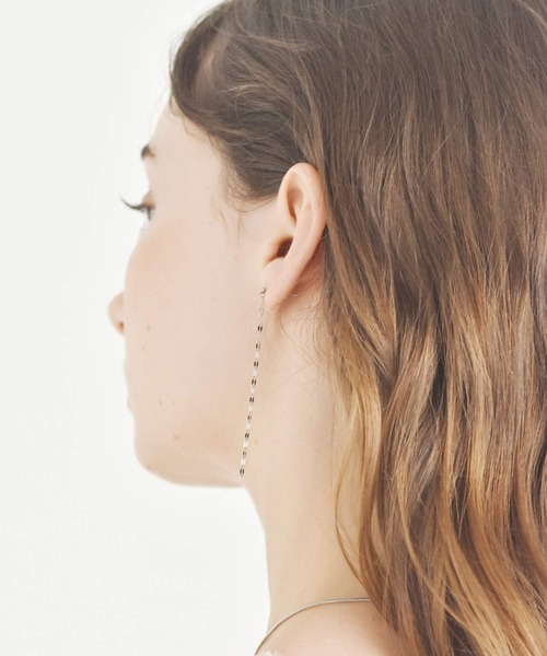 LHME(エルエイチエムイー)の「LHME チェーンピアス/ペタル/サージカルステンレス316L(金属アレルギー対応)(ピアス(両耳用)・レディース・ゴールド/シルバー・ONE SIZE)」の13枚目の写真