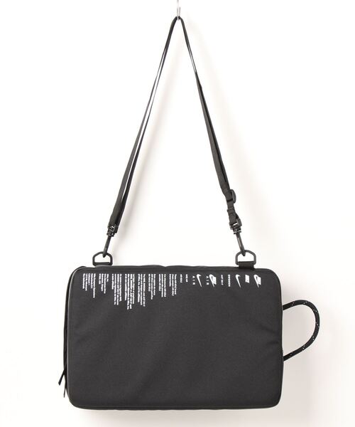 NIKE(ナイキ)の「《NIKEアパレル》シュー ボックス バッグ PRM(シューズ小物/雑貨・メンズ・ブラック×ホワイト/オレンジ・フリー)」の3枚目の写真