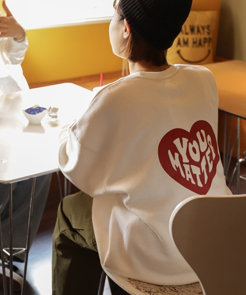 ZIP FIVE（ジップファイブ）の「【ZIP FIVE】 ビッグシルエット アソート 裏起毛 長袖 スウェット トレーナー（スウェット・レディース・ホワイト系4/ブラック系1/ホワイト系5/ベージュ系/グレー系3/アイボリー系6/グレー系4/ブラック系/ブラック系6/ブラック系7/ホワイト系1/ネイビー系/アイボリー/ダークグリーン/ブラック系3/ホワイト系8/ダークグリーン系1/ホワイト系その他2/ブラック系2/杢グレー/アイボリー系3/アイボリー系5/ネイビー系2/ホワイト系/ホワイト系7/ネイビー系1/グレー系/ブラック系4/グレー系2/グレー系1/ベージュ/ブラック系5/アイボリー系/ホワイト系2/ネイビー/ホワイト/ホワイト系6/ホワイト系3/グレー系5/アイボリー系2/アイボリー系7/オートミール/アイボリー系1/ブラック/ホワイト系9/ホワイト系その他/ダークグリーン系/チャコール/アイボリー系4・MEDIUM/X-LARGE/LARGE）」の10枚目の写真