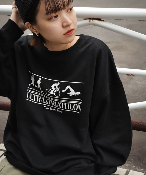 ZIP FIVE（ジップファイブ）の「【ZIP FIVE】 ビッグシルエット アソート 裏起毛 長袖 スウェット トレーナー（スウェット・レディース・ホワイト系4/ブラック系1/ホワイト系5/ベージュ系/グレー系3/アイボリー系6/グレー系4/ブラック系/ブラック系6/ブラック系7/ホワイト系1/ネイビー系/アイボリー/ダークグリーン/ブラック系3/ホワイト系8/ダークグリーン系1/ホワイト系その他2/ブラック系2/杢グレー/アイボリー系3/アイボリー系5/ネイビー系2/ホワイト系/ホワイト系7/ネイビー系1/グレー系/ブラック系4/グレー系2/グレー系1/ベージュ/ブラック系5/アイボリー系/ホワイト系2/ネイビー/ホワイト/ホワイト系6/ホワイト系3/グレー系5/アイボリー系2/アイボリー系7/オートミール/アイボリー系1/ブラック/ホワイト系9/ホワイト系その他/ダークグリーン系/チャコール/アイボリー系4・MEDIUM/X-LARGE/LARGE）」の21枚目の写真