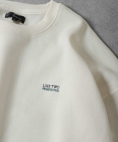 ZIP FIVE（ジップファイブ）の「【ZIP FIVE】 ビッグシルエット アソート 裏起毛 長袖 スウェット トレーナー（スウェット・レディース・ホワイト系4/ブラック系1/ホワイト系5/ベージュ系/グレー系3/アイボリー系6/グレー系4/ブラック系/ブラック系6/ブラック系7/ホワイト系1/ネイビー系/アイボリー/ダークグリーン/ブラック系3/ホワイト系8/ダークグリーン系1/ホワイト系その他2/ブラック系2/杢グレー/アイボリー系3/アイボリー系5/ネイビー系2/ホワイト系/ホワイト系7/ネイビー系1/グレー系/ブラック系4/グレー系2/グレー系1/ベージュ/ブラック系5/アイボリー系/ホワイト系2/ネイビー/ホワイト/ホワイト系6/ホワイト系3/グレー系5/アイボリー系2/アイボリー系7/オートミール/アイボリー系1/ブラック/ホワイト系9/ホワイト系その他/ダークグリーン系/チャコール/アイボリー系4・MEDIUM/X-LARGE/LARGE）」の4枚目の写真