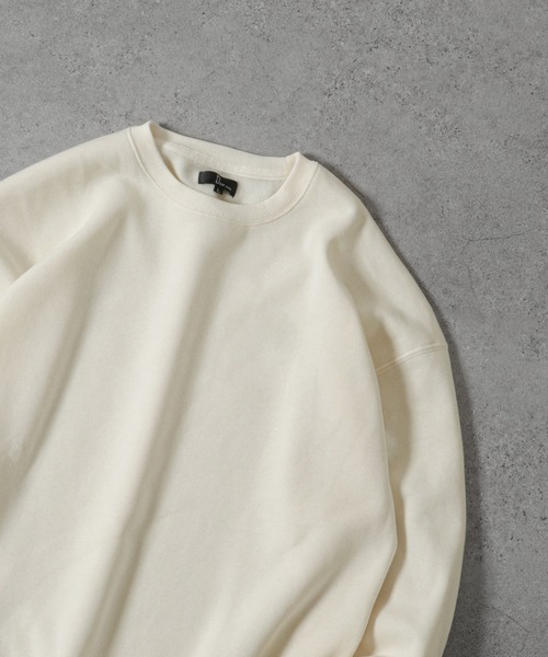 ZIP FIVE（ジップファイブ）の「【ZIP FIVE】 ビッグシルエット アソート 裏起毛 長袖 スウェット トレーナー（スウェット・レディース・ホワイト系4/ブラック系1/ホワイト系5/ベージュ系/グレー系3/アイボリー系6/グレー系4/ブラック系/ブラック系6/ブラック系7/ホワイト系1/ネイビー系/アイボリー/ダークグリーン/ブラック系3/ホワイト系8/ダークグリーン系1/ホワイト系その他2/ブラック系2/杢グレー/アイボリー系3/アイボリー系5/ネイビー系2/ホワイト系/ホワイト系7/ネイビー系1/グレー系/ブラック系4/グレー系2/グレー系1/ベージュ/ブラック系5/アイボリー系/ホワイト系2/ネイビー/ホワイト/ホワイト系6/ホワイト系3/グレー系5/アイボリー系2/アイボリー系7/オートミール/アイボリー系1/ブラック/ホワイト系9/ホワイト系その他/ダークグリーン系/チャコール/アイボリー系4・MEDIUM/X-LARGE/LARGE）」の3枚目の写真