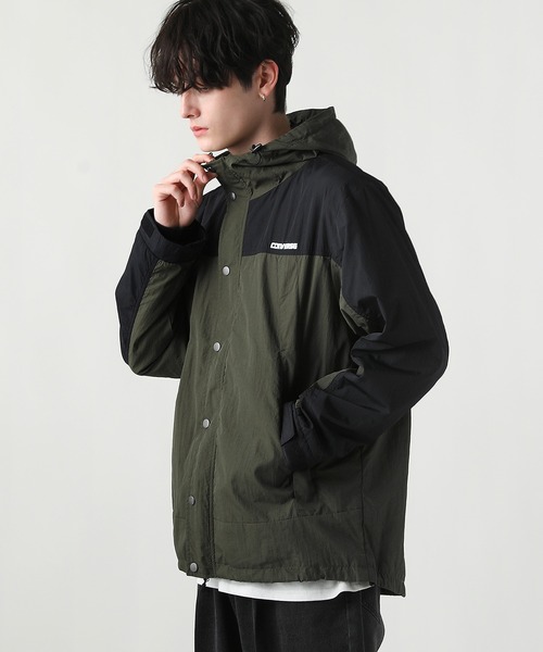 CONVERSE(コンバース)の「CONVERSE/切替マウンテンパーカー(マウンテンパーカー・メンズ・カーキ/ベージュ/ブルー/レッド・M/LL/L)」の14枚目の写真